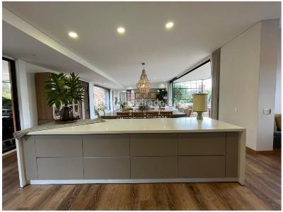 Casa de 4 alcobas en venta en Alto De Palmas, Envigado, 696 m² · foto 11 de 20
