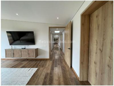 Casa de 4 alcobas en venta en Alto De Palmas, Envigado, 696 m² · foto 14 de 20