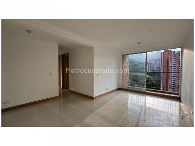 Apartamento de 3 alcobas en venta en Cañaveralejo, Sabaneta, 64 m² · foto 2 de 13