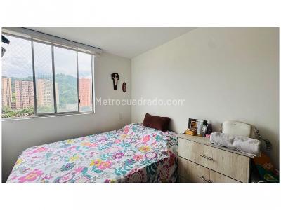 Apartamento de 3 alcobas en venta en Las Vegas, Sabaneta, 65 m² · foto 11 de 18