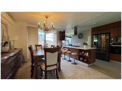 Apartamento de 3 alcobas en venta en Poblado Sector Campestre, Medellín, 150 m² · foto 7 de 20