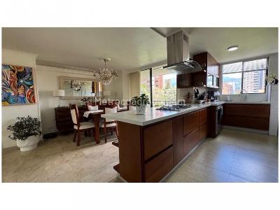 Apartamento de 3 alcobas en venta en Poblado Sector Campestre, Medellín, 150 m² · foto 9 de 20