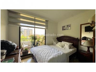 Apartamento de 3 alcobas en venta en Poblado Sector Campestre, Medellín, 150 m² · foto 17 de 20