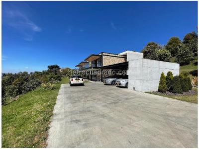 Casa de 3 alcobas en venta en Alto De Palmas, Envigado, 450 m² · foto 3 de 20