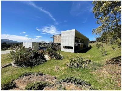 Casa de 3 alcobas en venta en Alto De Palmas, Envigado, 450 m² · foto 10 de 20