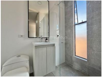 Apartamento de 3 alcobas en venta en Lorena, Medellín, 102 m² · foto 12 de 14
