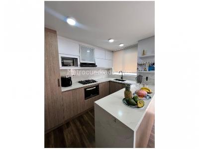 Apartamento en venta en Milla De Oro, Medellín · foto 4 de 14