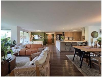 Apartamento de 3 alcobas en venta en San Lucas, Medellín, 195 m² · foto 2 de 20