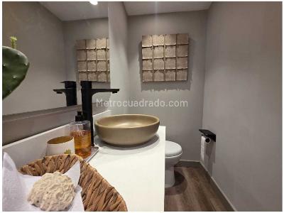 Apartamento de 3 alcobas en venta en San Lucas, Medellín, 195 m² · foto 13 de 20