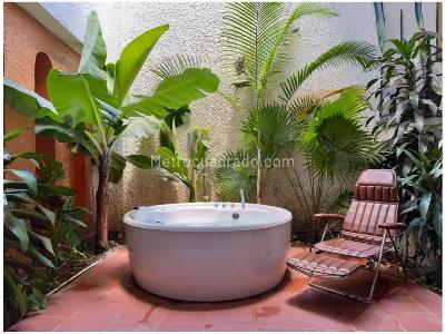 Casa de 5 alcobas en venta en Simon Bolivar, Medellín, 450 m² · foto 3 de 10