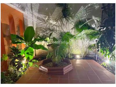 Casa de 5 alcobas en venta en Simon Bolivar, Medellín, 450 m² · foto 4 de 10