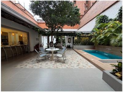 Casa de 4 alcobas en venta en Laureles, Medellín, 398 m² · foto 4 de 20