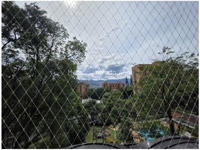 Apartamento de 3 alcobas en venta en Poblado Los Balsos, Medellín, 270 m² · foto 10 de 20