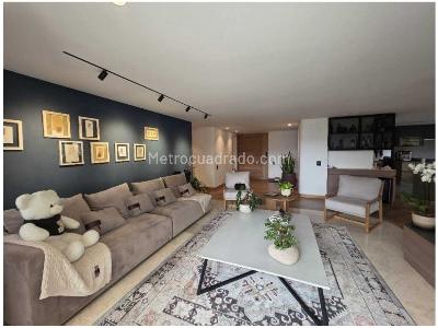 Apartamento de 3 alcobas en venta en Poblado Los Balsos, Medellín, 270 m² · foto 12 de 20