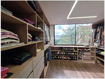 Apartamento de 3 alcobas en venta en Poblado Los Balsos, Medellín, 270 m² · foto 17 de 20