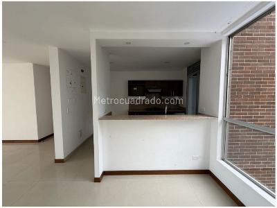 Apartamento de 3 alcobas en venta en Poblado Las Santas, Medellín, 125 m² · foto 3 de 20