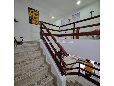 Apartamento de 4 alcobas en venta en El Poblado El Tesoro, Medellín, 156 m² · foto 5 de 15