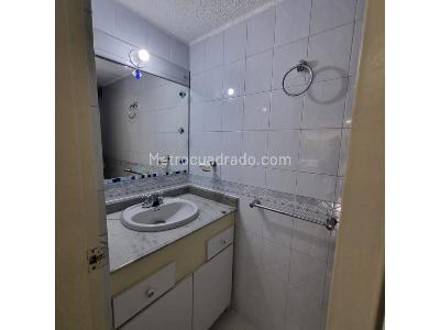 Apartamento de 4 alcobas en venta en El Poblado El Tesoro, Medellín, 156 m² · foto 10 de 15