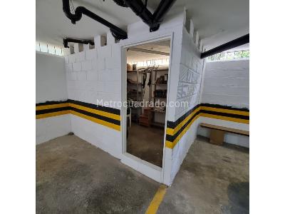 Apartamento de 4 alcobas en venta en El Poblado El Tesoro, Medellín, 156 m² · foto 12 de 15