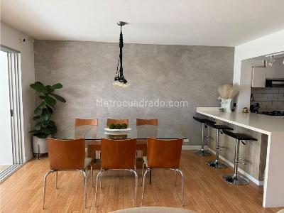 Casa de 3 alcobas en venta en El Poblado El Tesoro, Medellín, 220 m² · foto 4 de 13