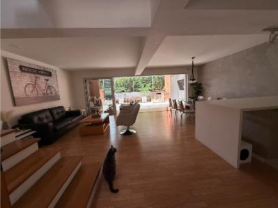 Casa de 3 alcobas en venta en El Poblado El Tesoro, Medellín, 220 m² · foto 9 de 13