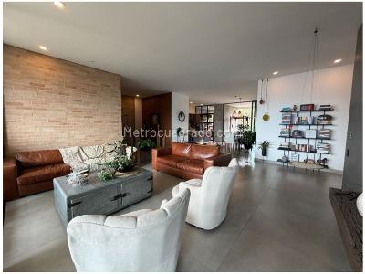 Apartamento de 3 alcobas en venta en El Poblado Sector Los Balsos, Medellín, 293 m² · foto 5 de 20