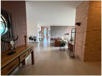 Apartamento de 3 alcobas en venta en El Poblado Sector Los Balsos, Medellín, 293 m² · foto 12 de 20