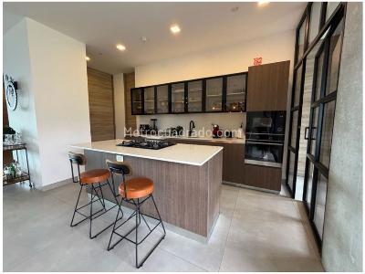Apartamento de 3 alcobas en venta en El Poblado Sector Los Balsos, Medellín, 293 m² · foto 18 de 20