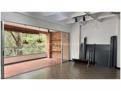 Apartamento de 2 alcobas en venta en Poblado San Lucas, Medellín, 128 m² · foto 3 de 13