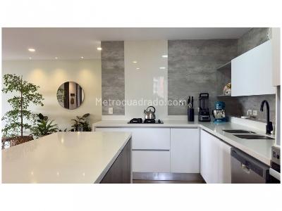 Apartamento en venta en Loma De Las Brujas, Envigado · foto 7 de 17