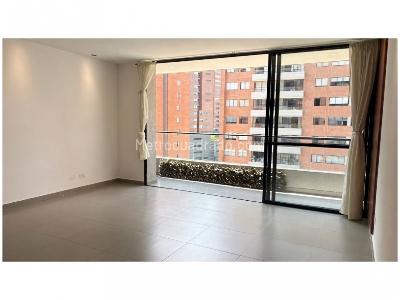 Apartamento de 2 alcobas en venta en Loma Del Escobero, Envigado, 85 m² · foto 2 de 14