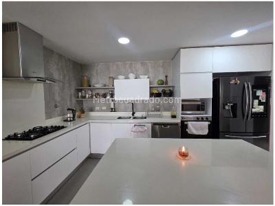 Apartamento en venta en Loma De Las Brujas, Envigado · foto 12 de 20
