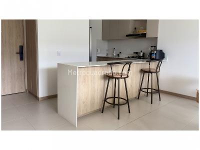 Apartamento de 3 alcobas en venta en Escobero, Envigado, 90 m² · foto 3 de 12