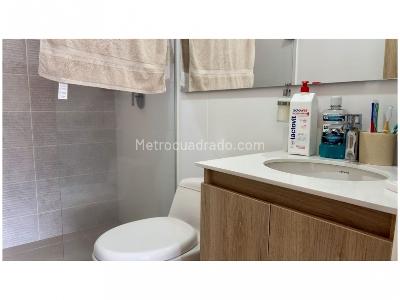 Apartamento de 3 alcobas en venta en Escobero, Envigado, 90 m² · foto 8 de 12