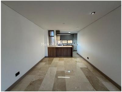 Apartamento de 3 alcobas en venta en El Poblado Loma De Los Parra, Medellín, 134 m² · foto 12 de 20