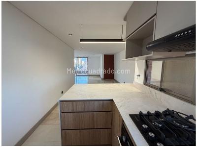 Apartamento de 3 alcobas en venta en El Poblado Loma De Los Parra, Medellín, 134 m² · foto 14 de 20