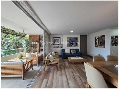 Apartamento de 3 alcobas en venta en Zuñiga, Envigado, 133 m² · foto 2 de 18