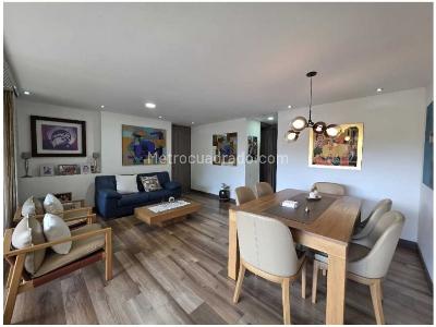 Apartamento de 3 alcobas en venta en Zuñiga, Envigado, 133 m² · foto 3 de 18