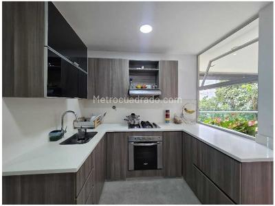 Apartamento de 3 alcobas en venta en Zuñiga, Envigado, 133 m² · foto 6 de 18
