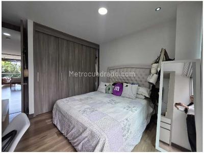 Apartamento de 3 alcobas en venta en Zuñiga, Envigado, 133 m² · foto 9 de 18