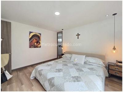 Apartamento de 3 alcobas en venta en Zuñiga, Envigado, 133 m² · foto 12 de 18