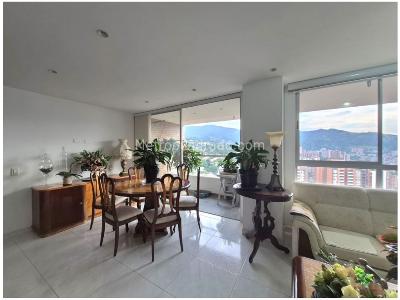 Apartamento de 3 alcobas en venta en Loma Del Esmeraldal, Envigado, 103 m² · foto 3 de 16