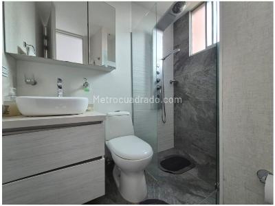 Apartamento de 3 alcobas en venta en Loma Del Esmeraldal, Envigado, 103 m² · foto 15 de 16