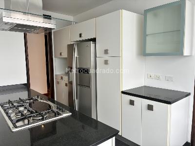 Apartamento en venta en El Chico, Bogotá · foto 8 de 20