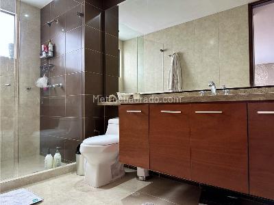 Apartamento de 4 alcobas en venta en Altos De La Colina, Bogotá, 170 m² · foto 16 de 20
