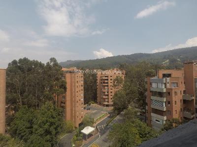 Apartamento de 4 alcobas en arriendo en Montearroyo Norte, Bogotá, 345 m² · foto 10 de 20
