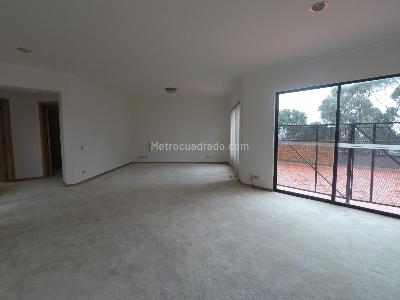 Apartamento de 4 alcobas en arriendo en Montearroyo Norte, Bogotá, 345 m² · foto 16 de 20
