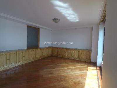 Apartamento de 4 alcobas en arriendo en Montearroyo Norte, Bogotá, 345 m² · foto 3 de 20