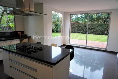 Casa de 4 alcobas en venta en Guaymaral San Simon, Bogotá, 400 m² · foto 11 de 20