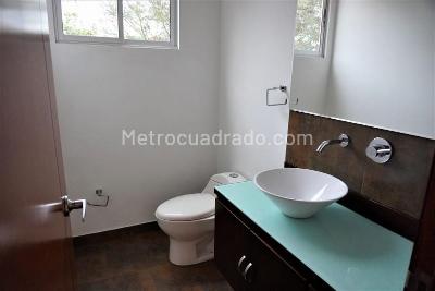 Casa de 4 alcobas en venta en Guaymaral San Simon, Bogotá, 400 m² · foto 12 de 20